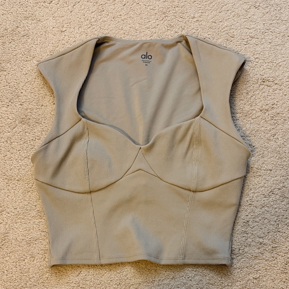 ALO Ribbed Sweetheart Short-sleeve/Tank Beige Top